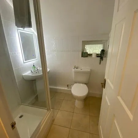 Private Entry Guesthouse Hideaway Hordle Экстерьер фото