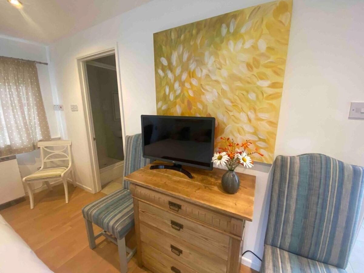 Apartment Private Entry Hideaway Hordle