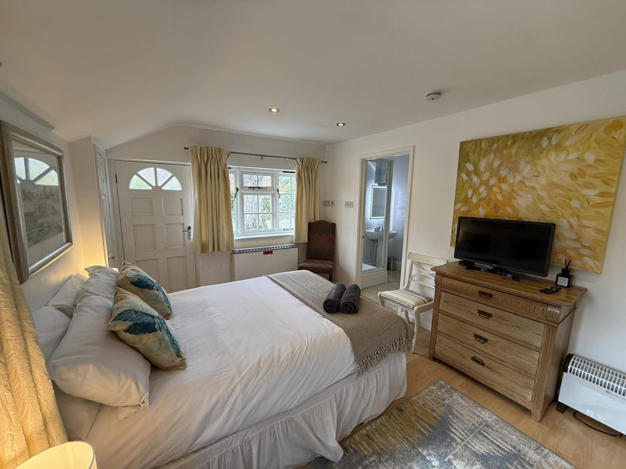 Private Entry Hideaway * Hordle